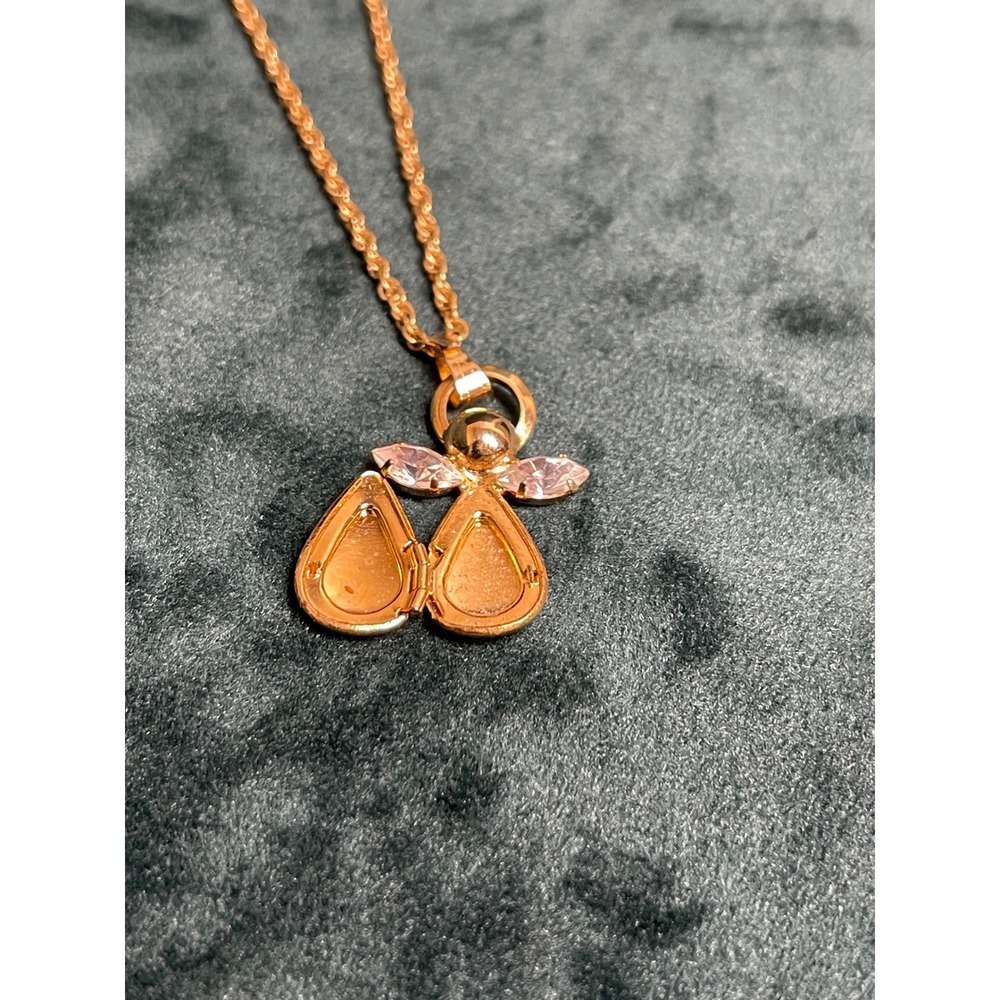 Gold Tone Angel Locket Necklace Pink Crystal Wings Cherub Pendant 18 Inch Chain - Picture 3 of 7